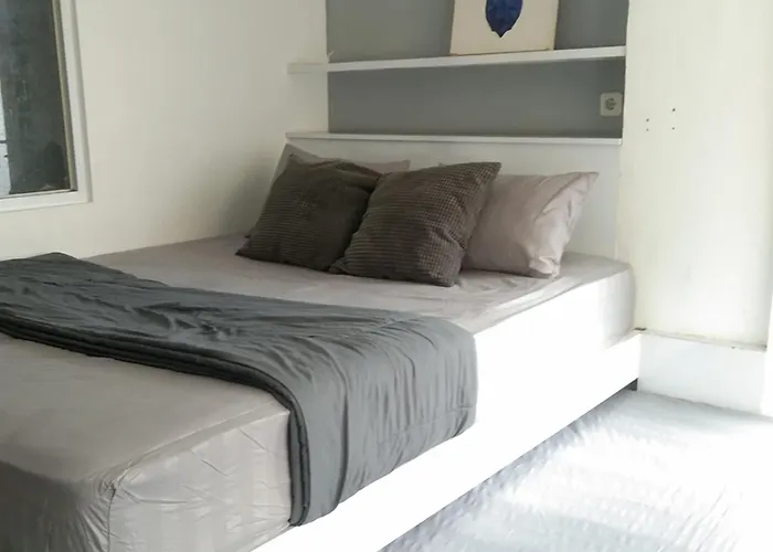 Jardin Apartment Cihampelas Studio Type 24, Full Furnished